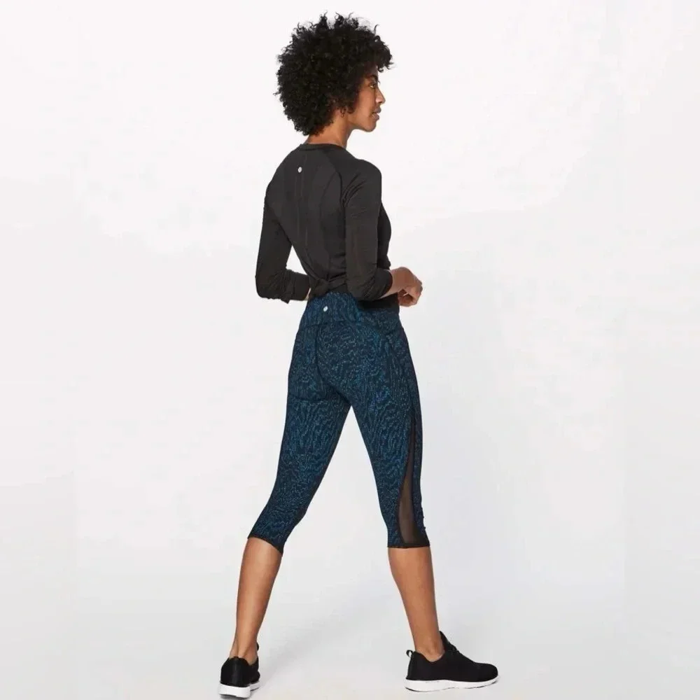 Lululemon Train Times Crop Size 6